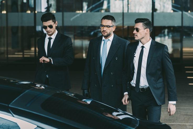 韩国游客疯涌上海，多景区管理方合作远德专业保安